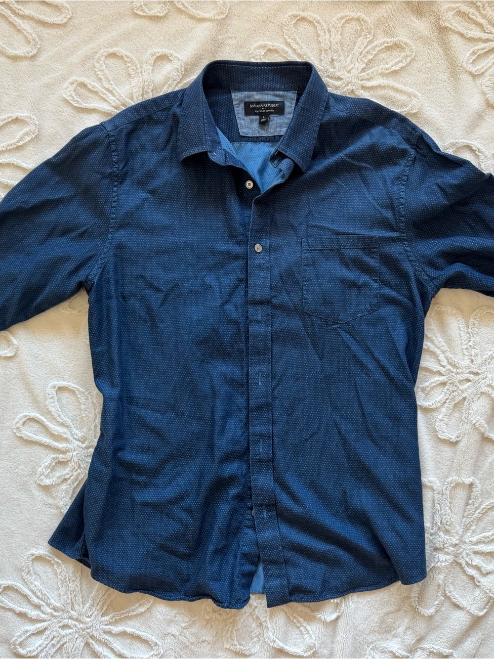 Banana Republic Men's Dark Blue pin- dot Textured Button-Down Shirt